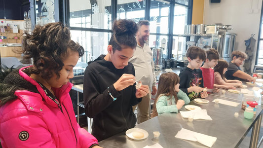 Our Reach Rockets had the chance to get creative while indulging their sweet tooth in cookie decorating at Crazy Glazed in Carlisle.